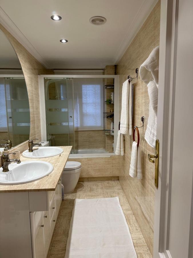Apartament Madera De Olmo Madryt Zewnętrze zdjęcie